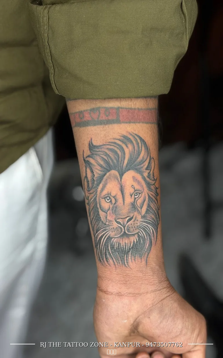 Best Tattoo Artist in Kanpur lion face tattoo